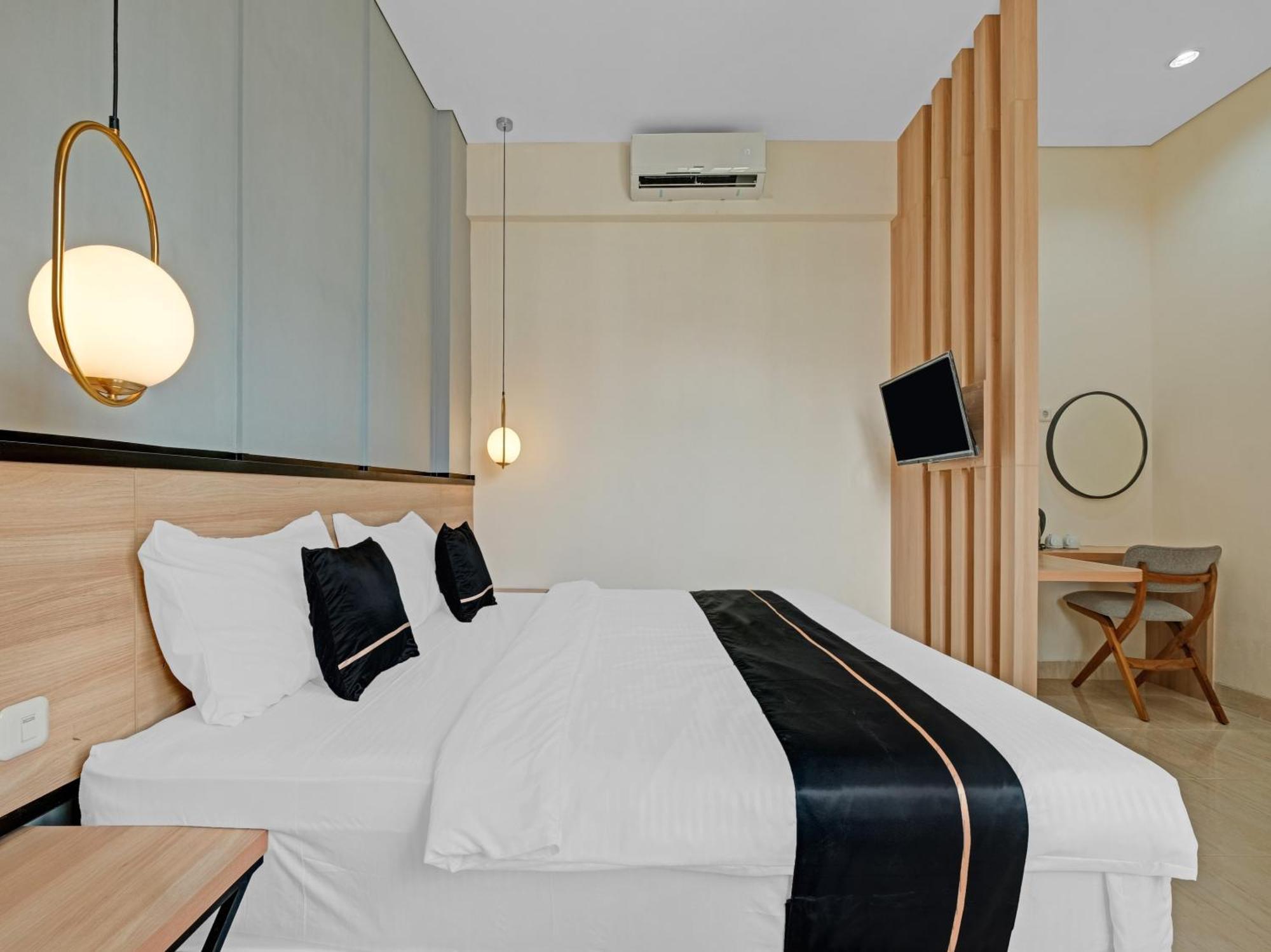 Homi Stay Surakarta (Solo) Exterior foto